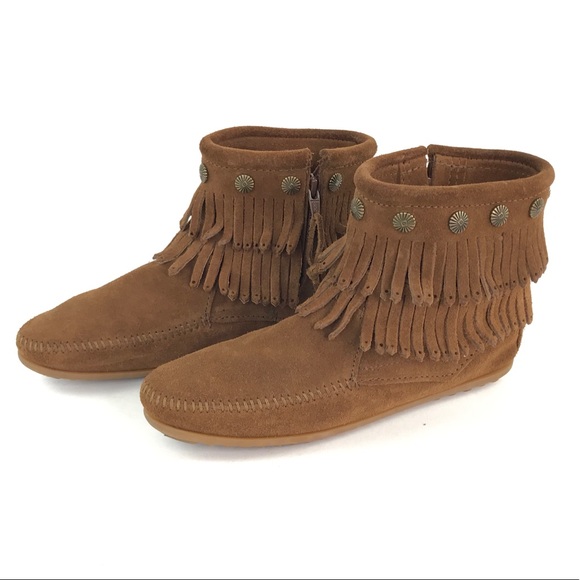Minnetonka Shoes - Minnetonka Brown Suede Size 7.5 Moccasins Booties